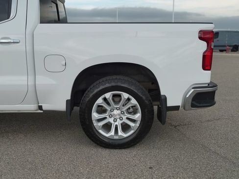 Used 2025 Chevrolet Silverado 1500 LTZ AWD/4WD image 12