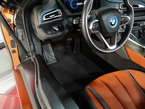 Used 2019 BMW i8 Roadster image 99