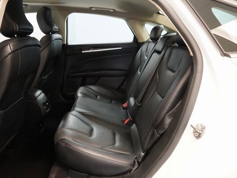 Used 2019 Ford Fusion Titanium image 25