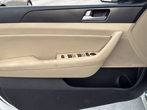 Used 2017 Hyundai Sonata Sport image 11