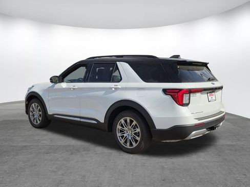 New 2026 Ford Explorer Platinum image 3