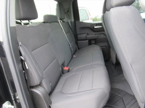 Used 2020 Chevrolet Silverado 1500 Custom w/ Custom Value Package image 27