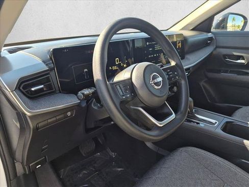 Used 2026 Nissan Kicks SV FWD image 10