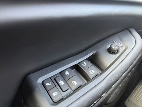 New 2025 Jeep Grand Cherokee Limited w/ Black Appearance Package image 28