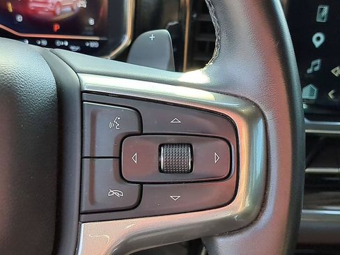 Certified 2025 Chevrolet Silverado 1500 RST w/ Dark Appearance Package AWD/4WD image 18