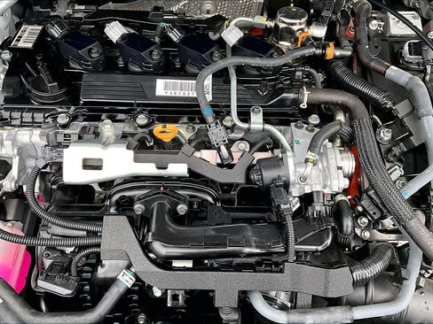 Certified 2024 Toyota Corolla Cross SE image 32