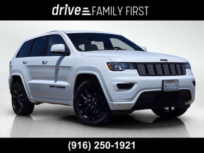 Used 2019 Jeep Grand Cherokee Altitude