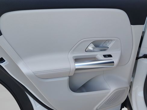 Certified 2026 Mercedes-Benz GLA 250 image 27