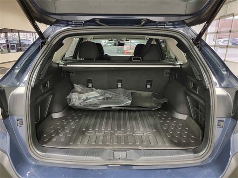Certified 2025 Subaru Outback Premium image 35
