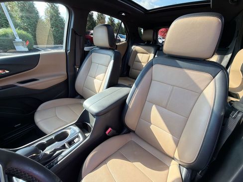 Used 2023 Chevrolet Equinox Premier image 19