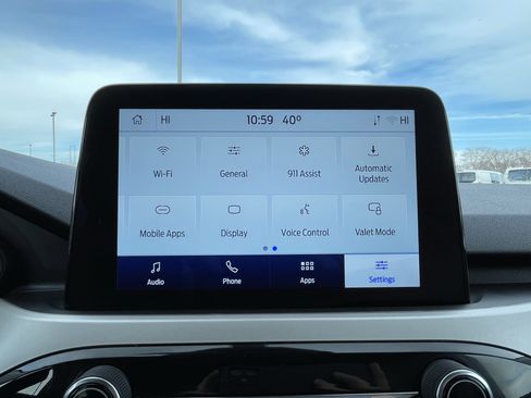 Used 2022 Ford Escape SEL image 32