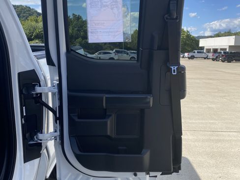 Used 2022 Ford F150 XL w/ STX Appearance Package image 19