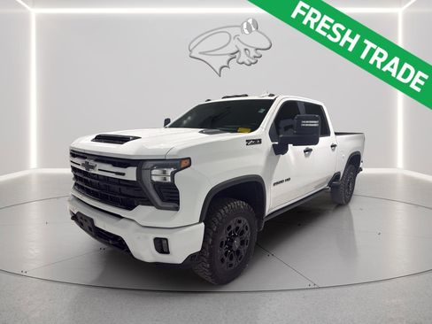 Used 2024 Chevrolet Silverado 2500 LTZ w/ LTZ Plus Package image 1