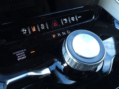 New 2026 Jeep Grand Wagoneer Limited AWD/4WD image 42