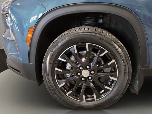 Used 2025 Chevrolet Traverse LT w/ Sun and Wheel Package AWD/4WD image 23