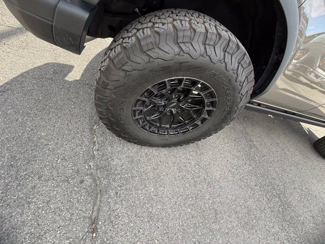 Used 2025 Ford Bronco Badlands AWD/4WD image 8