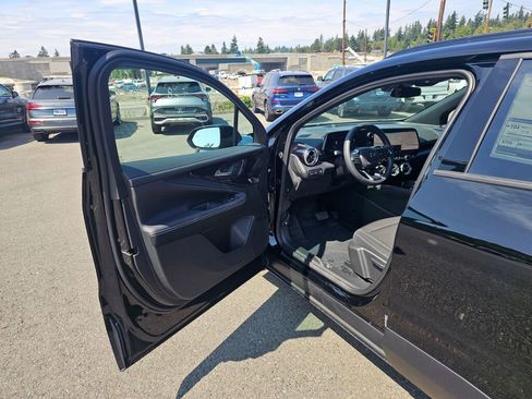 New 2025 Chevrolet Blazer EV LT w/ Midnight/Sport Edition image 17