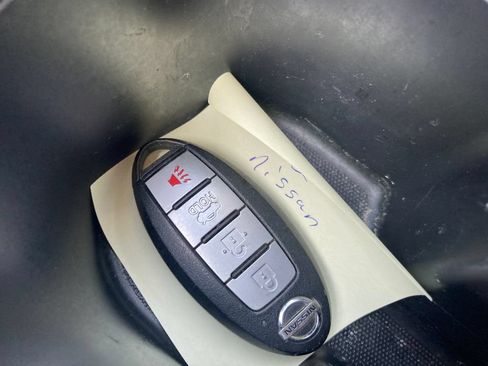 Used 2022 Nissan Sentra SV FWD image 36