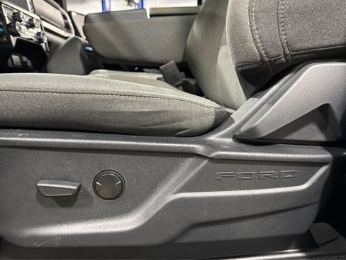 Used 2025 Ford F150 XLT w/ Equipment Group 301A Standard image 19