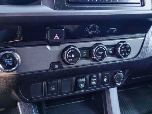 Certified 2018 Toyota Tacoma TRD Sport RWD image 27