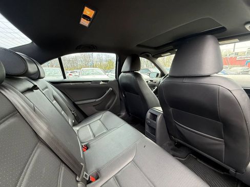 Used 2018 Volkswagen Jetta Sport image 34