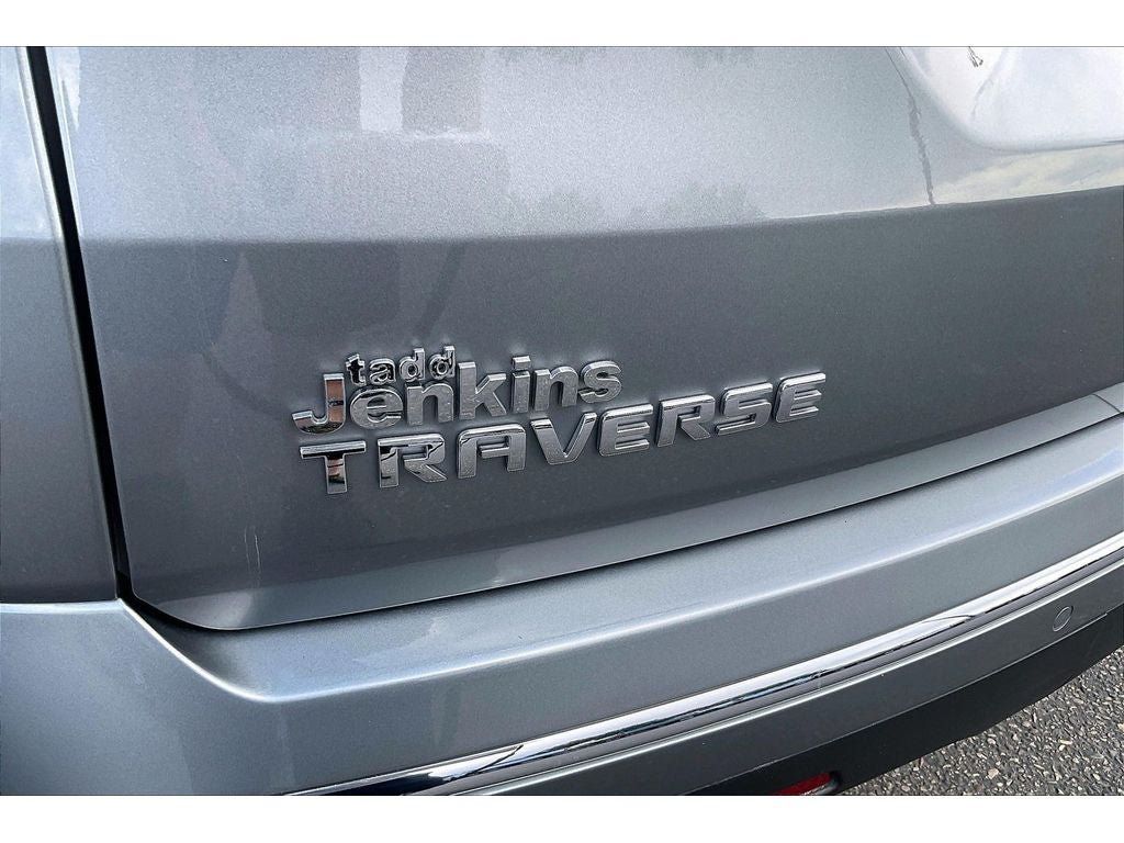 Used 2023 Chevrolet Traverse Premier FWD image 34