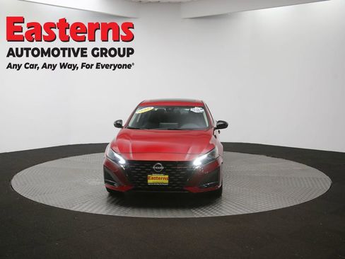 Used 2023 Nissan Altima 2.5 SR w/ SR Premium Package FWD image 53