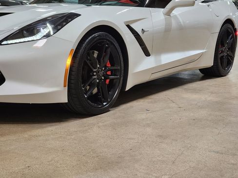 Used 2016 Chevrolet Corvette Stingray Coupe w/ 3LT Preferred Equipment Group image 17