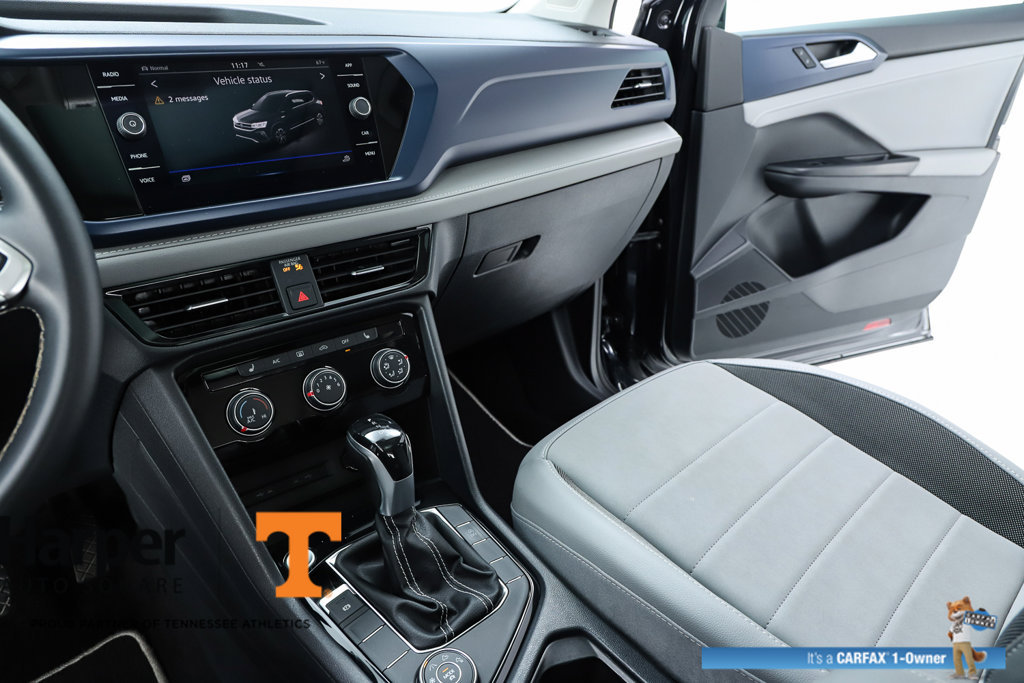 Used 2023 Volkswagen Taos SE w/ Panoramic Sunroof Package AWD/4WD image 23