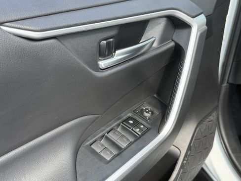Certified 2024 Toyota RAV4 XLE AWD/4WD image 21