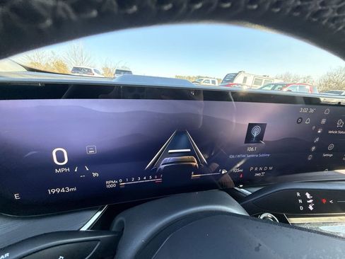 Certified 2025 Buick Envision Preferred image 18