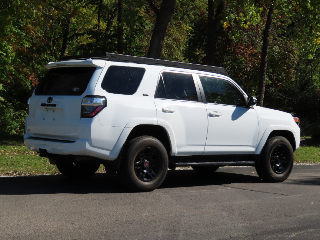 Used 2024 Toyota 4Runner SR5 Premium w/ Moonroof Package AWD/4WD image 3