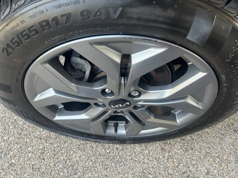 Certified 2024 Kia Seltos S AWD/4WD image 43