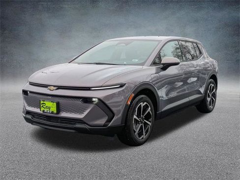 New 2026 Chevrolet Equinox EV LT image 8