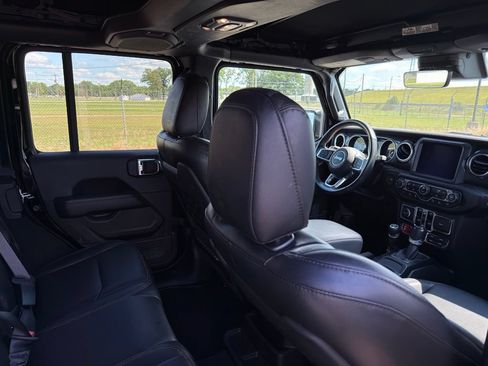 Used 2023 Jeep Wrangler Unlimited Rubicon 392 w/ Xtreme Recon 35" Tire Package AWD/4WD image 39