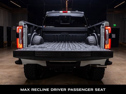 Used 2026 Ford F250 Platinum AWD/4WD image 9