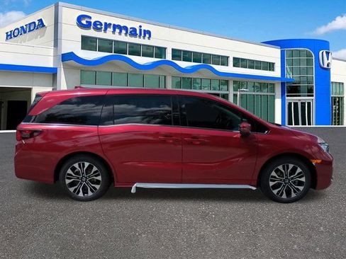 New 2026 Honda Odyssey Elite image 2