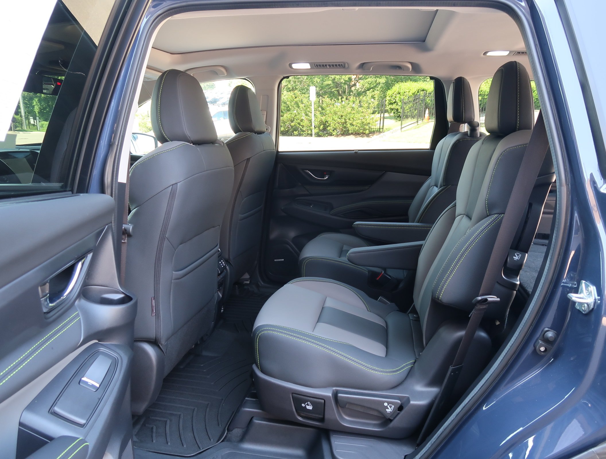 Used 2023 Subaru Ascent Onyx Edition Limited AWD/4WD image 31