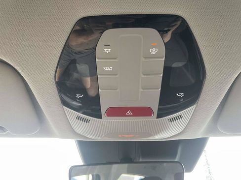 Used 2025 Kia K4 FWD image 28
