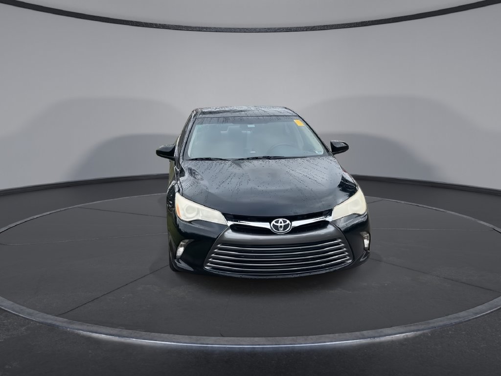 Used 2016 Toyota Camry LE FWD image 3