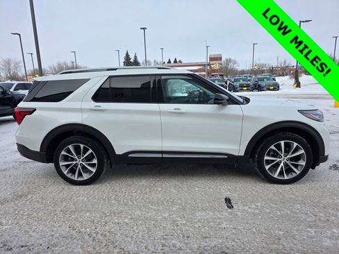 Used 2025 Ford Explorer Platinum w/ Ultimate Package image 6