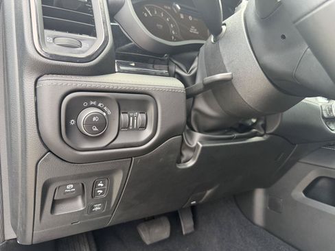 Used 2026 RAM 1500 Limited AWD/4WD image 7