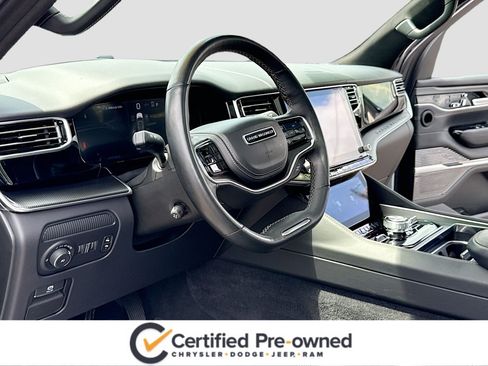 Used 2024 Jeep Grand Wagoneer Series II Obsidian w/ Quick Order Packagew 28T AWD/4WD image 4