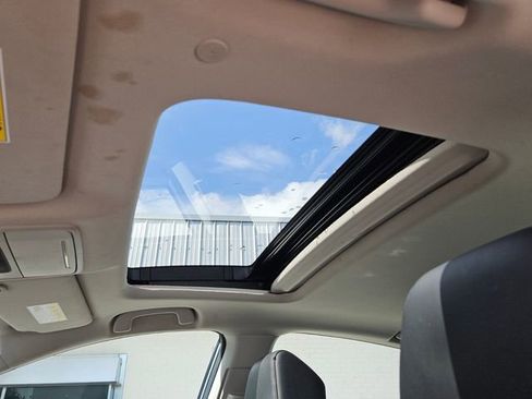 Used 2023 Honda Accord EX-L image 17