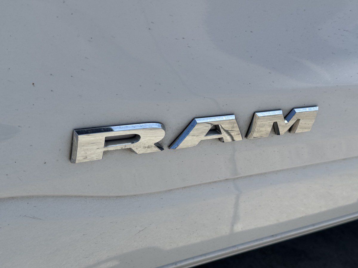Used 2021 RAM 1500 Laramie AWD/4WD image 11