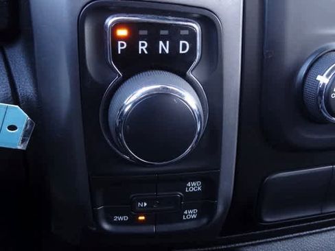 Used 2022 RAM 1500 Classic SLT image 20