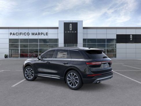 New 2026 Lincoln Corsair Premiere image 4