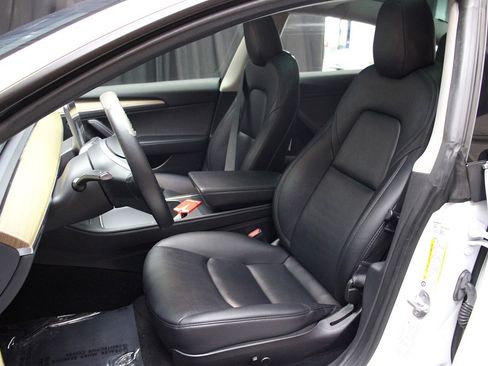 Used 2023 Tesla Model 3 Standard Range RWD image 59