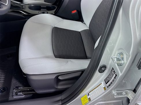 Certified 2025 Toyota Corolla SE image 22