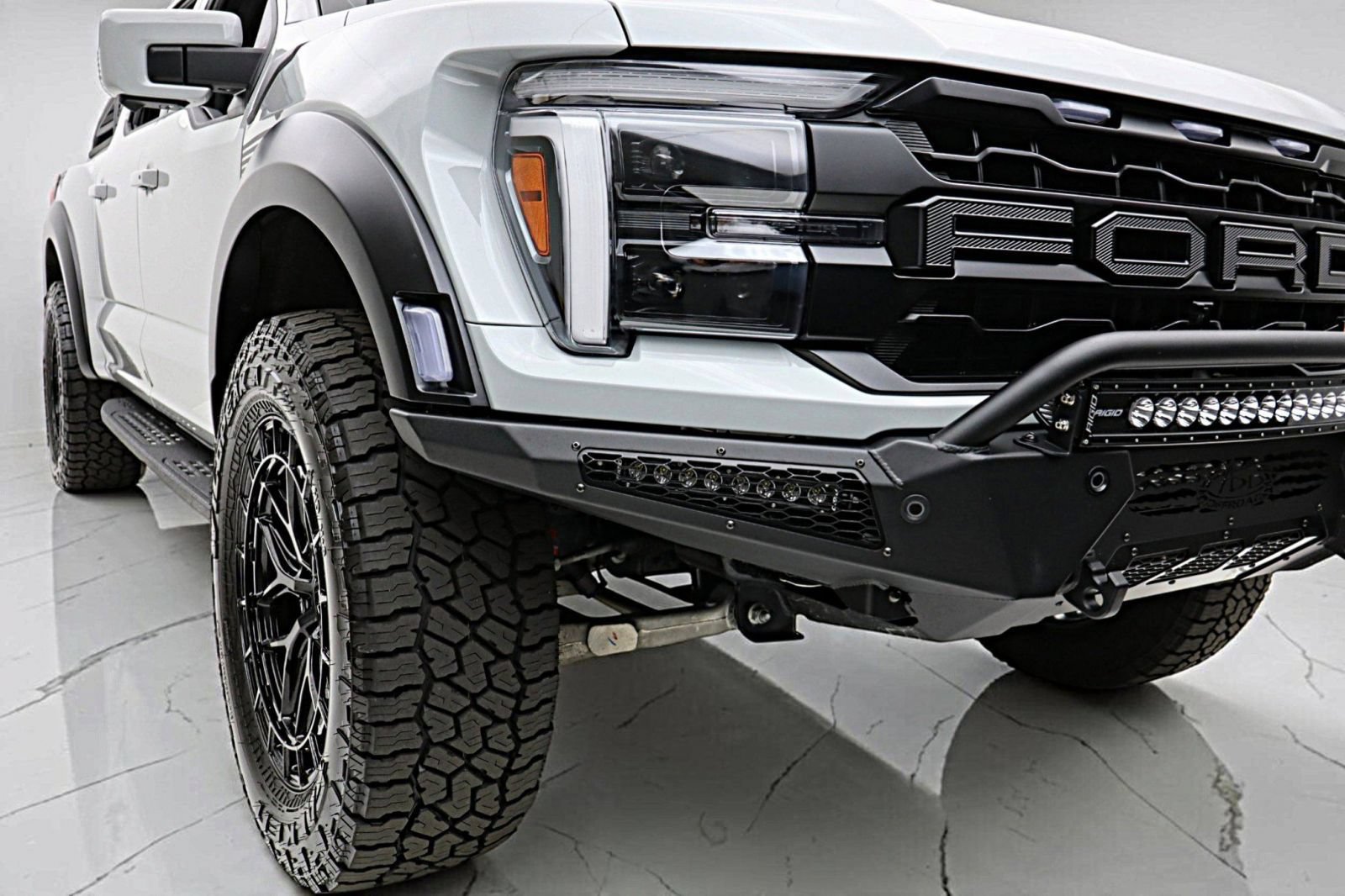 Used 2026 Ford F150 Raptor w/ Equipment Group 803A Raptor R AWD/4WD image 23